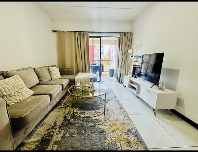 2 BEDROOM FLAT FOR SALE IN MAROELADAL